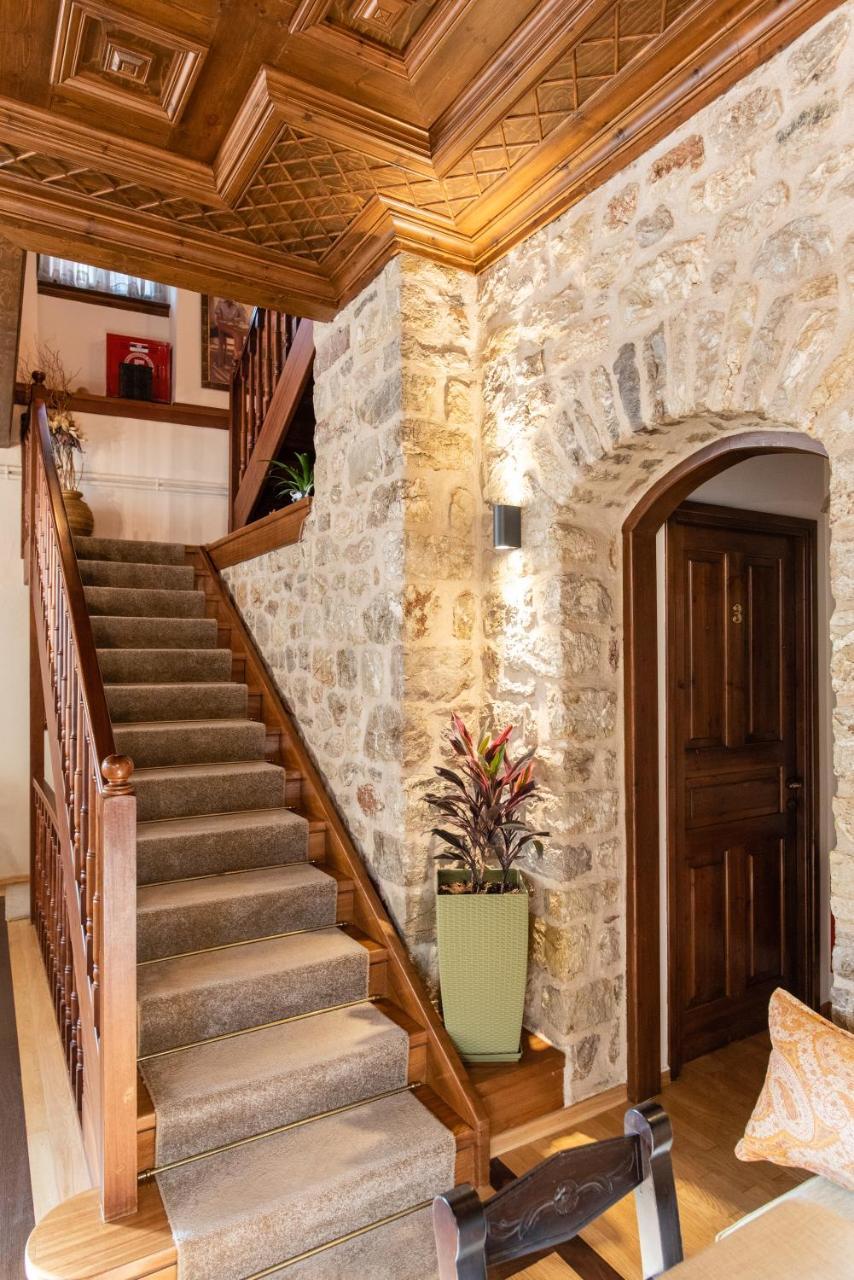 Kaza Guesthouse Dimitsana Eksteriør billede