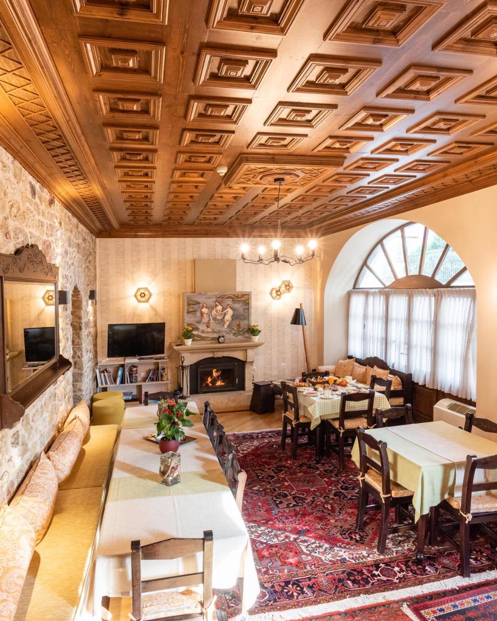 Kaza Guesthouse Dimitsana Eksteriør billede