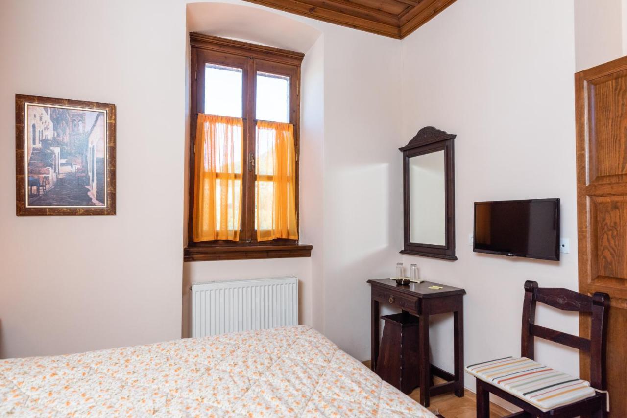 Kaza Guesthouse Dimitsana Eksteriør billede