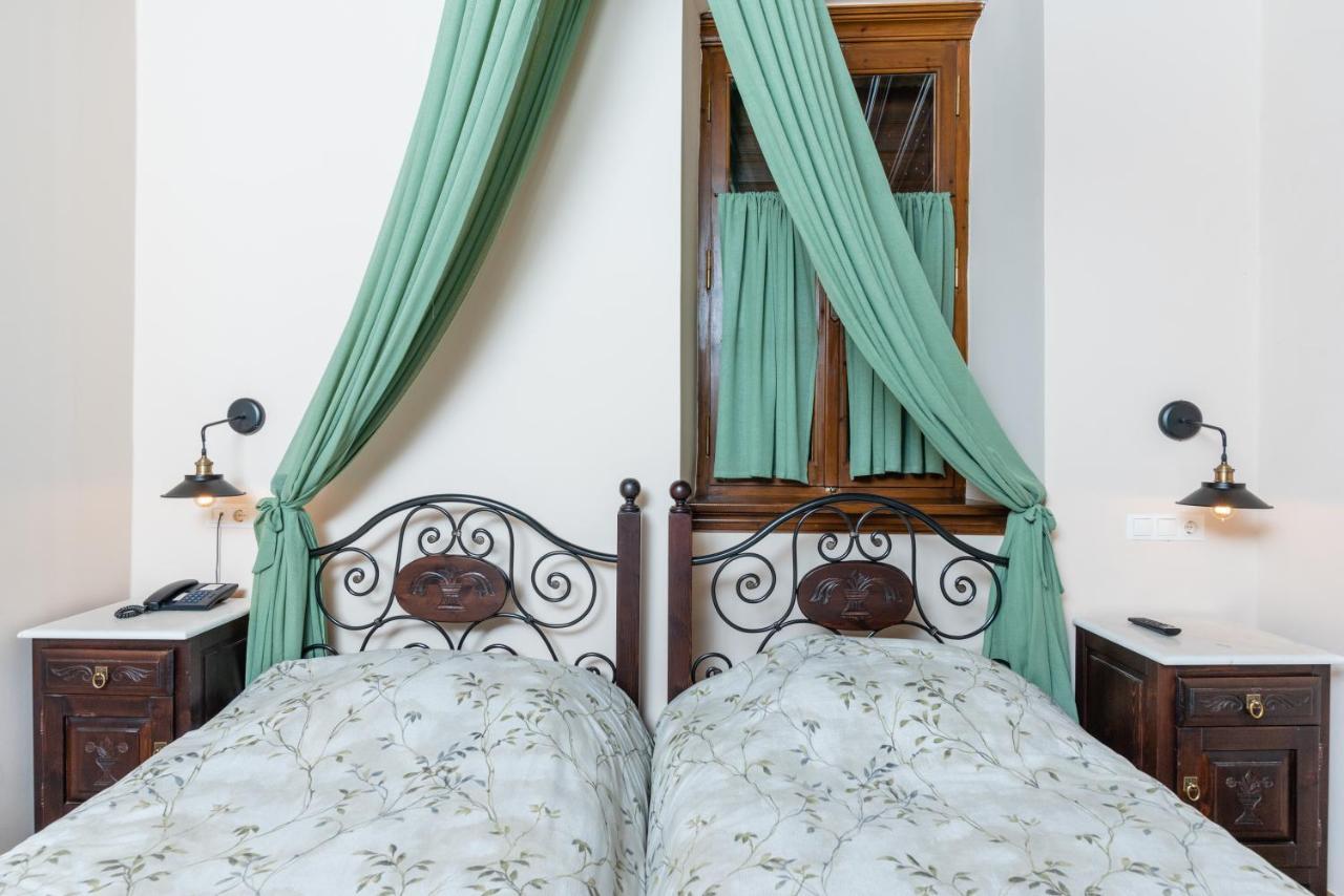 Kaza Guesthouse Dimitsana Eksteriør billede