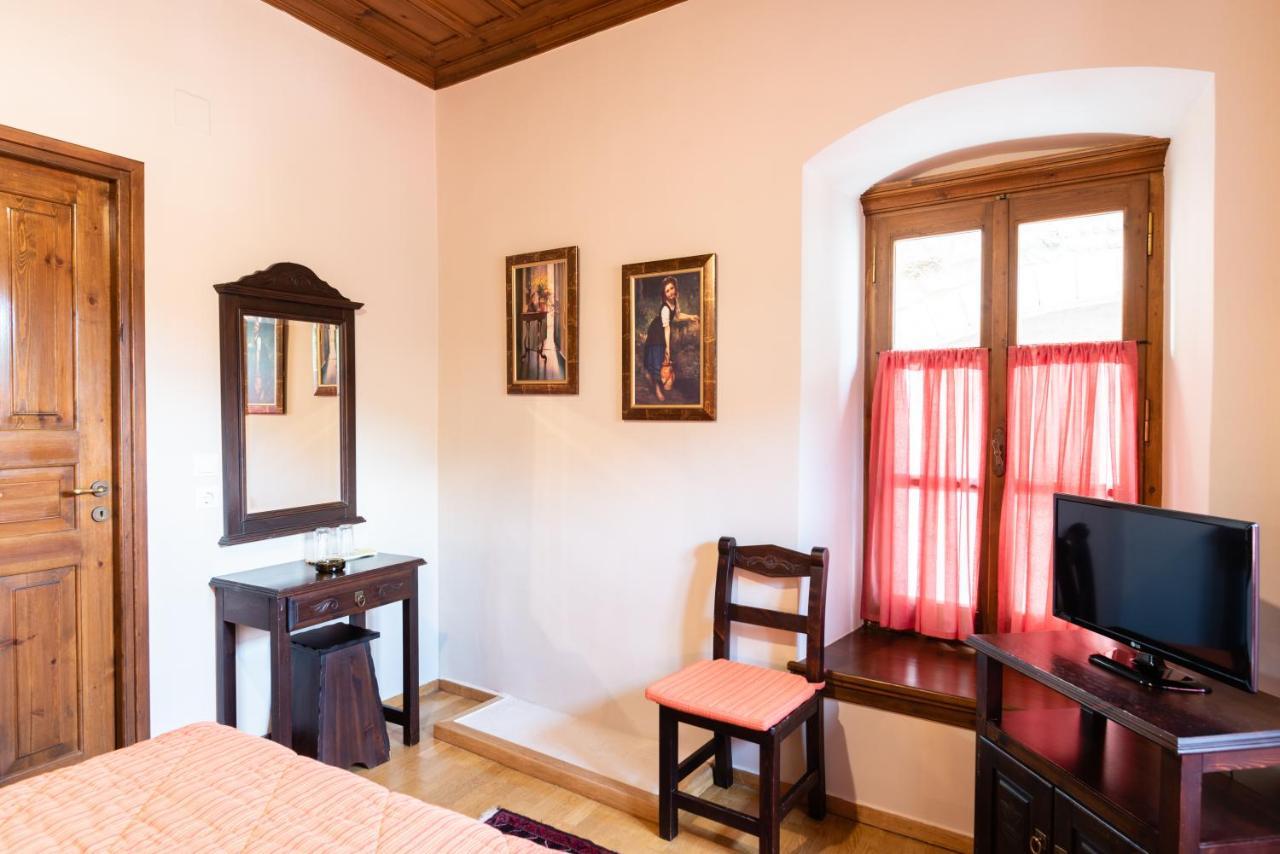 Kaza Guesthouse Dimitsana Eksteriør billede